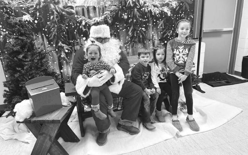Hometown Christmas prize winners named