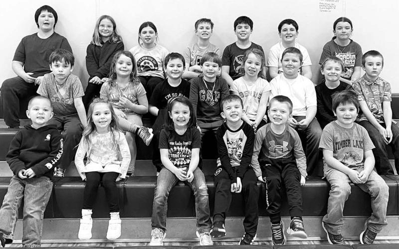 FRONT (L-R): Ryder Schrempp, Charlie Long, Lochlyn Goldade, Bryson Long, Trevor Aberle, Blane Biegler; 2ND ROW: Zeph Jewett, Cassidy Winterberg, Tash Paxton, Baylor Lei, Elizabeth Keller, Hank Anderson, Ben Mareska, Camden Goldade; BACK: Carter Webb, Sophia Gross, Finley Boldt, Taitum Cody, Glen Mowrer, Luke Biegler, Rosaleigh LaChance.