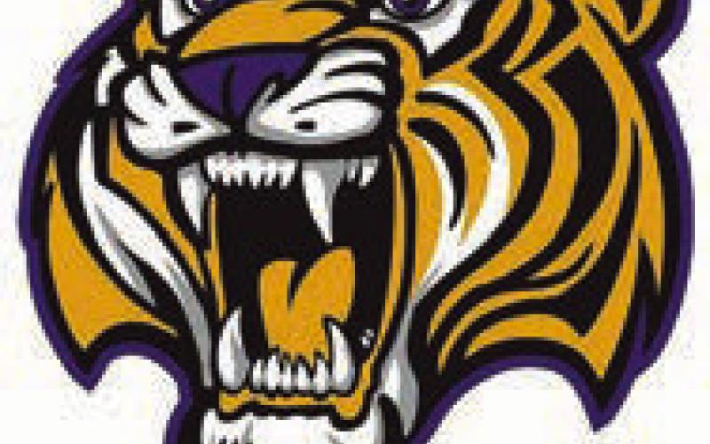 Dupree gridders get past Ranchers 54-42 in Class 9A
