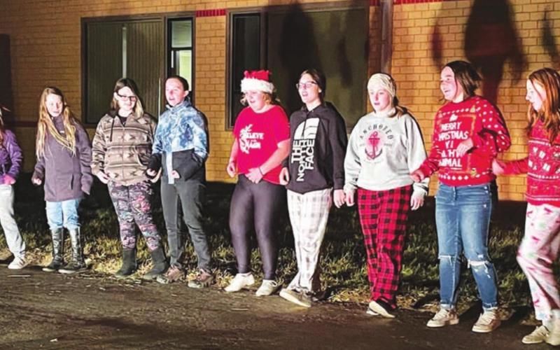 COMMUNITY CHRISTMAS EXTRAVAGANZA