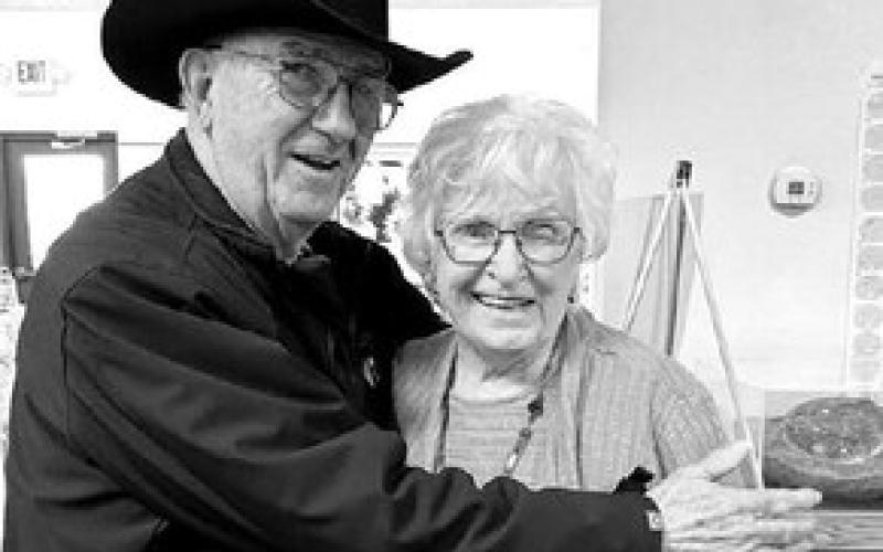 Ranch wife tells stories in rhyme
