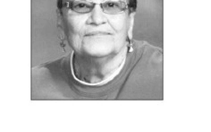 Myrna Holzer