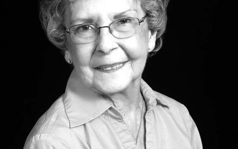 Violet Lois Lillestol