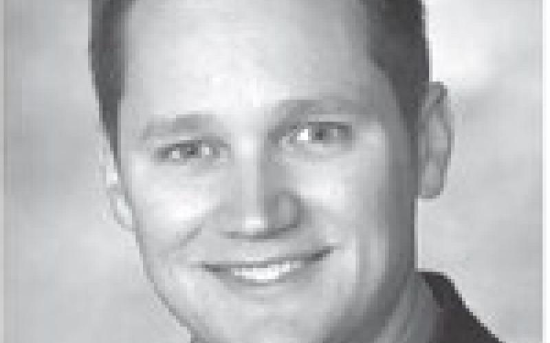 Dr. Travis Henderson