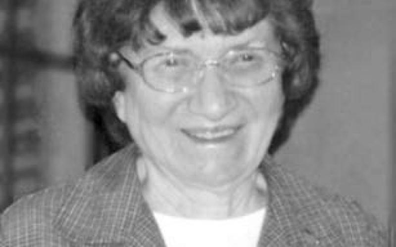 Lois Holzer
