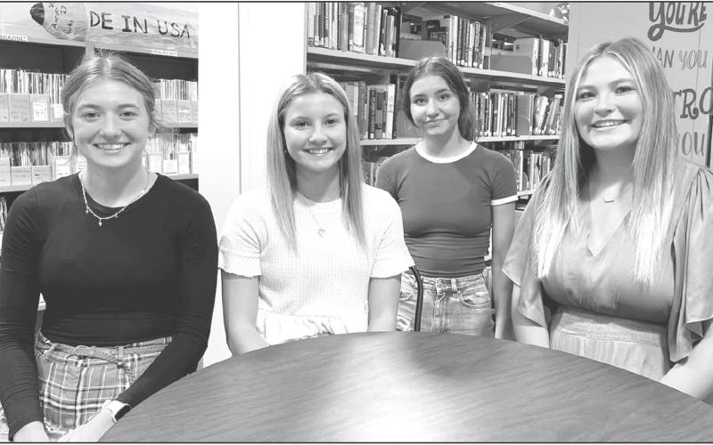 TLHS Senior class officers