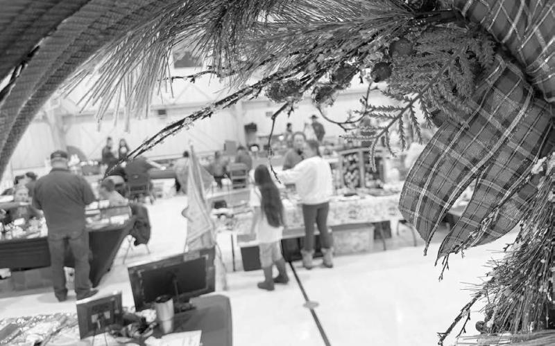 Isabel Holiday Craft/Gift Fair