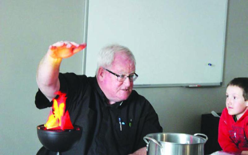 Catholic youth learn about Eucharistic Miracles