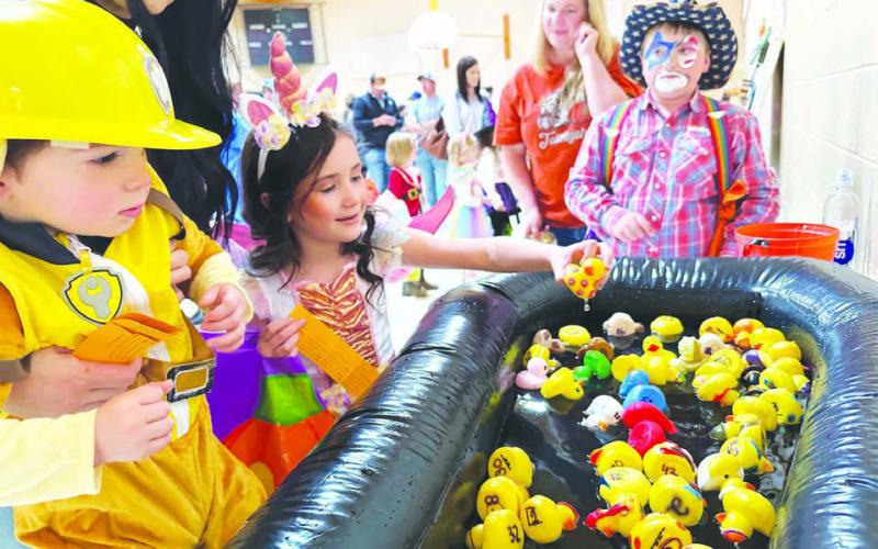 The Dewey County 4-H Halloween Carnival
