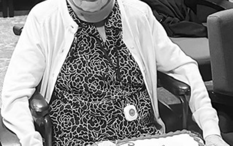 Lois celebrates 95th birthday