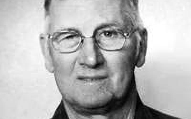 Dale L. Hollenbeck