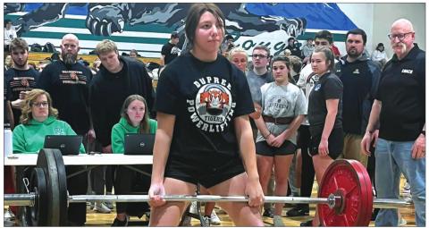 Naveah, Dupree power lifters compete at state