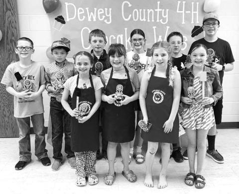 Dewey Co. 4-H Cupcake Wars