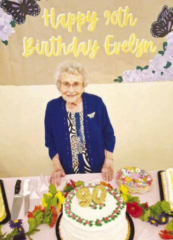 Evelyn Anderson celebrates 90 years