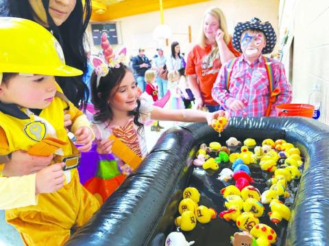 The Dewey County 4-H Halloween Carnival