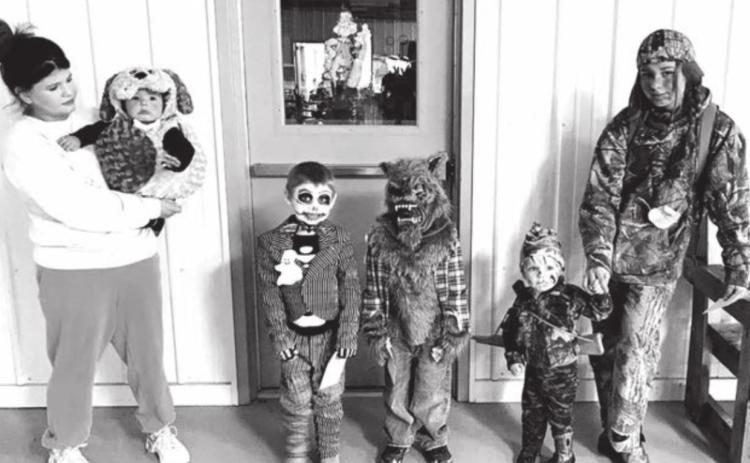 Dupree Firemen give cash prizes at annual Halloween Masquerade Ball