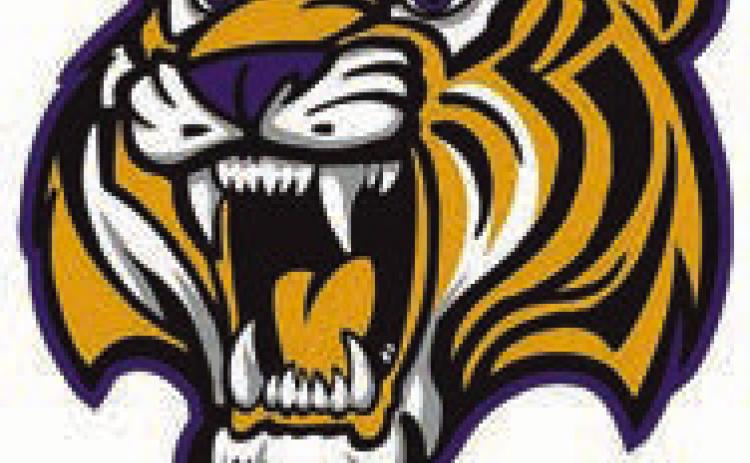 Dupree gridders get past Ranchers 54-42 in Class 9A
