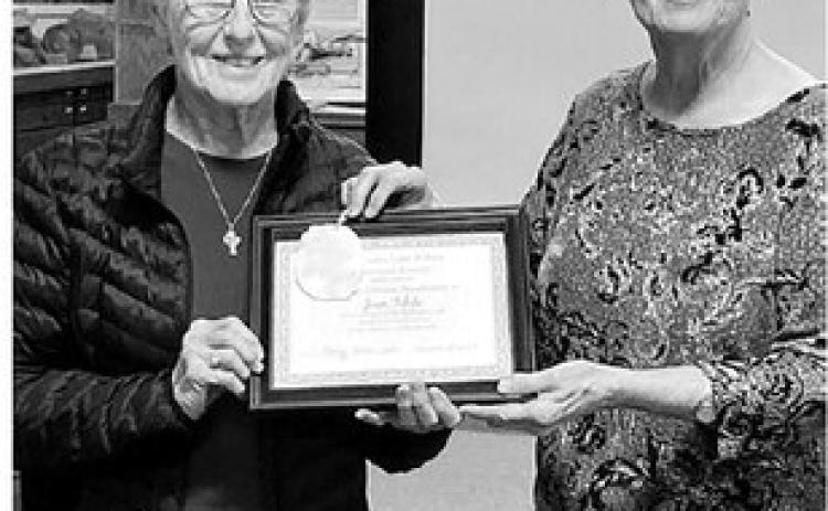 Jean Tehle receives honorary lifetime membership