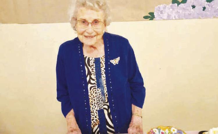 Evelyn Anderson celebrates 90 years