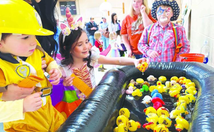 The Dewey County 4-H Halloween Carnival